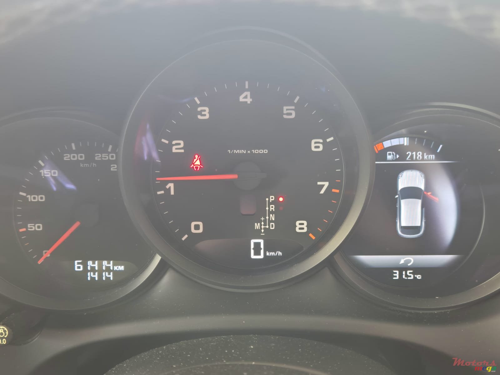 2020' Porsche Macan photo #7