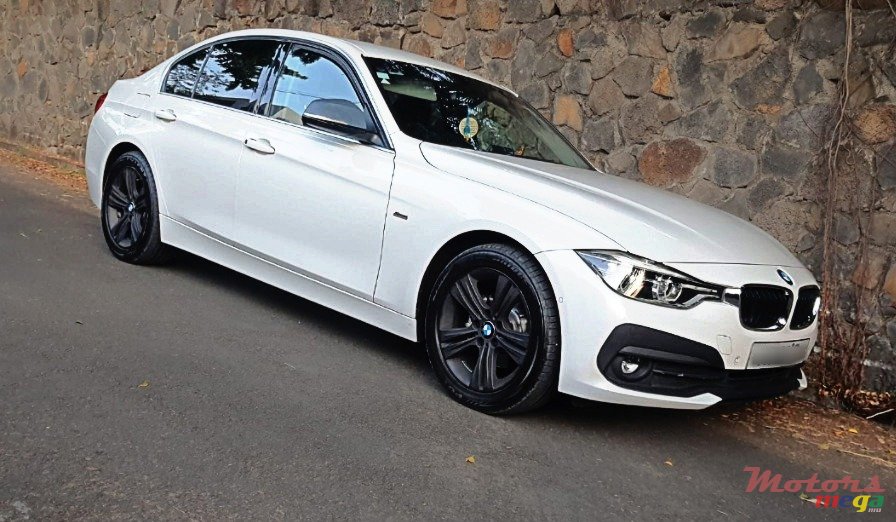 2016' BMW 318 M package photo #2