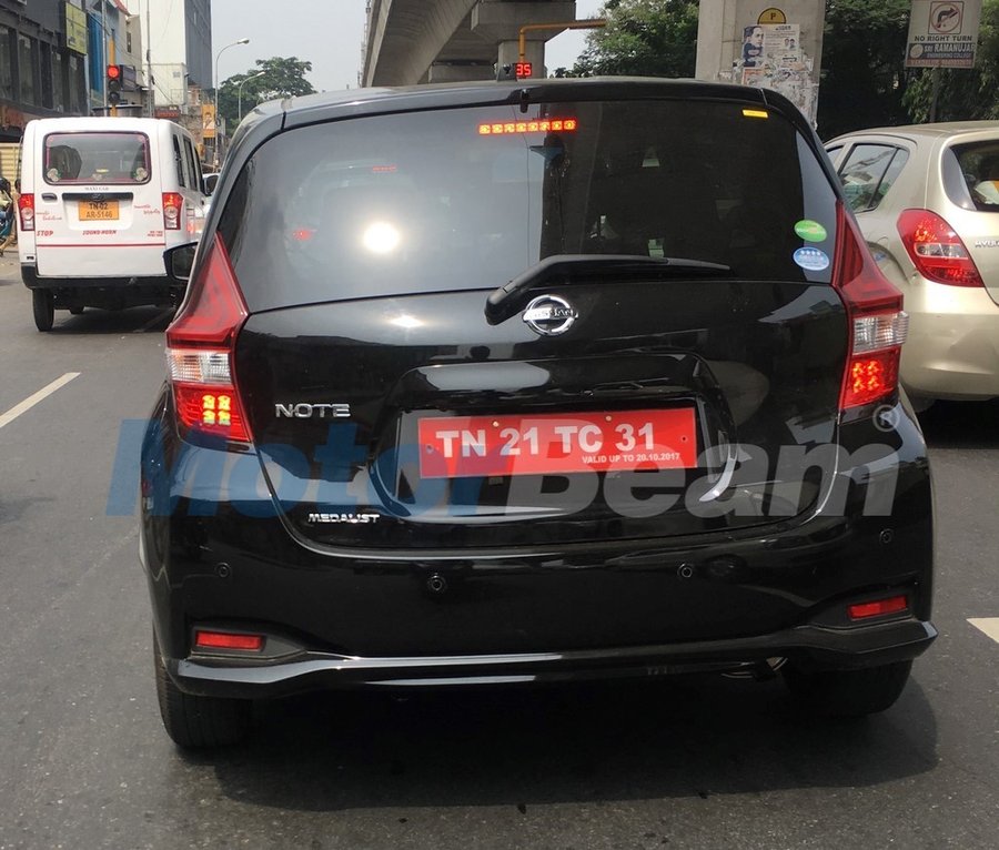 2017 Nissan Note spotted testing in India