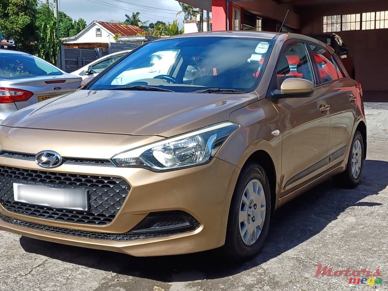 2016' Hyundai i20 photo #2