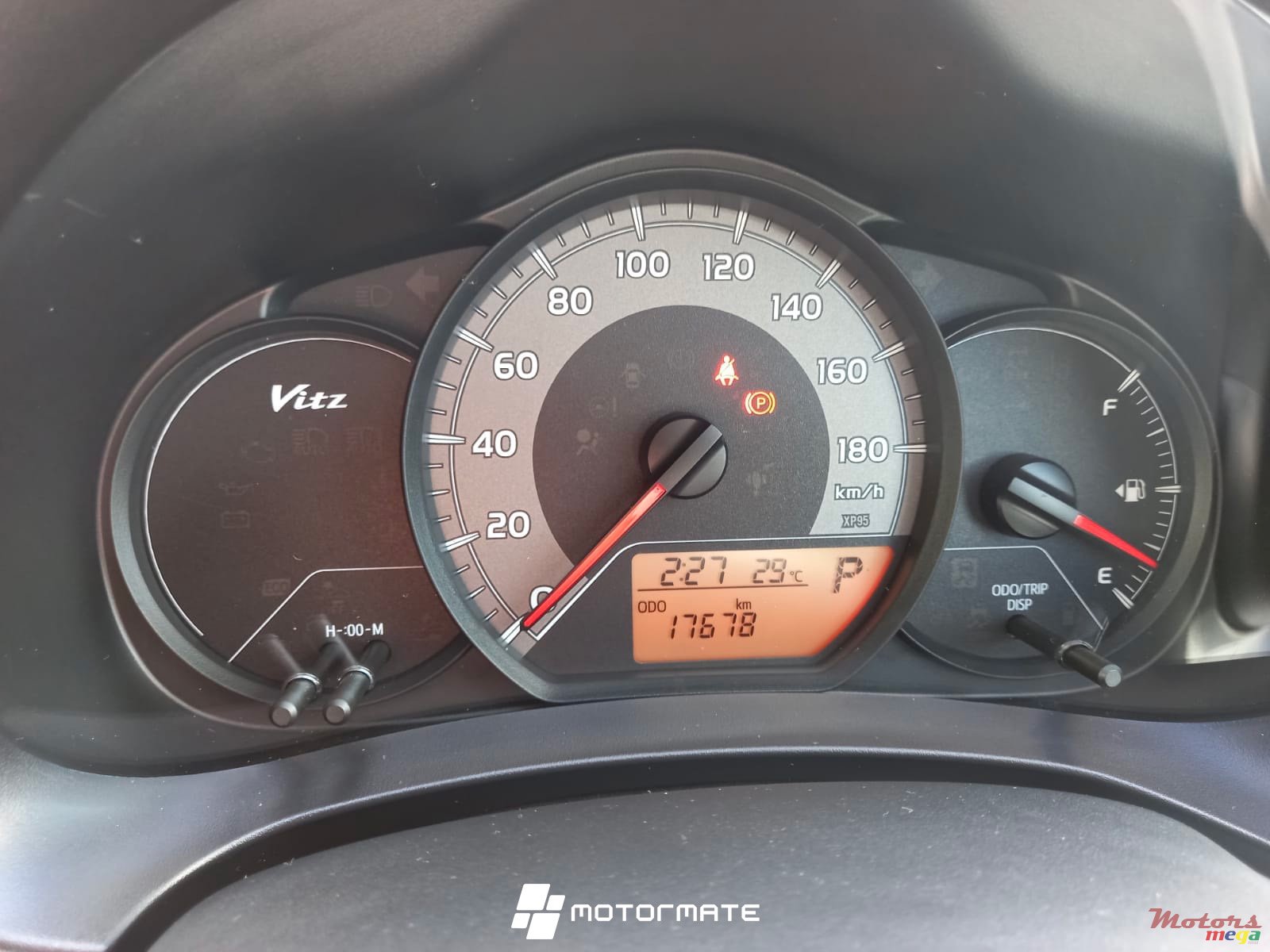 2019' Toyota Vitz photo #7