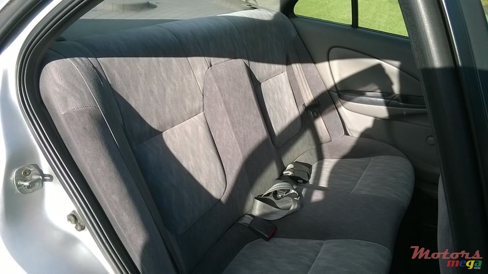 2000' Nissan Sunny N16 photo #2