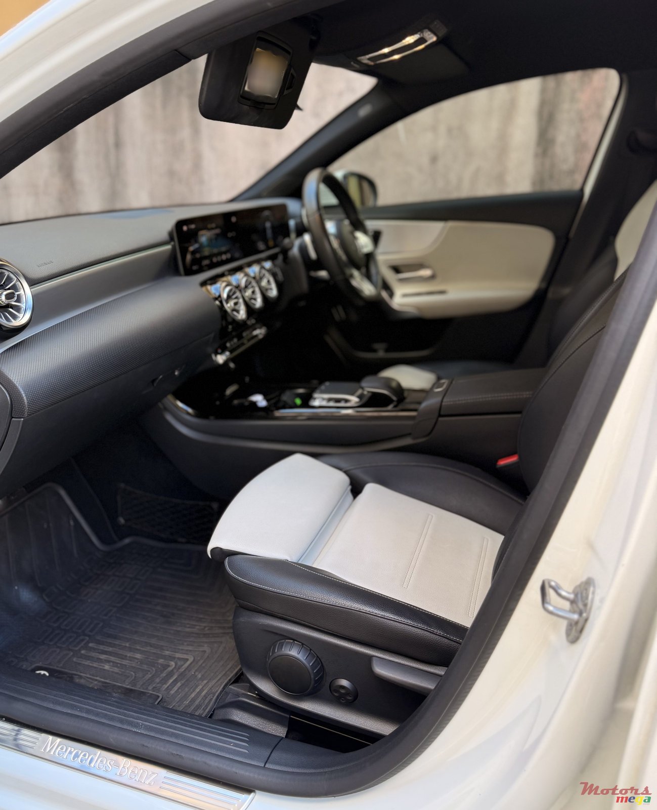 2020' Mercedes-Benz A 200 photo #5