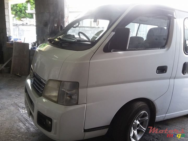 2003' Nissan photo #2