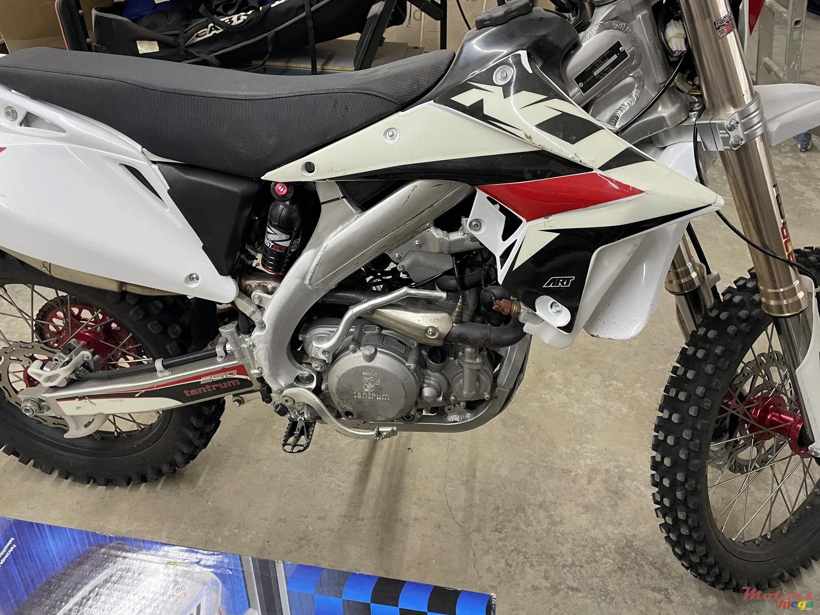 2020' Honda Tantrum photo #1