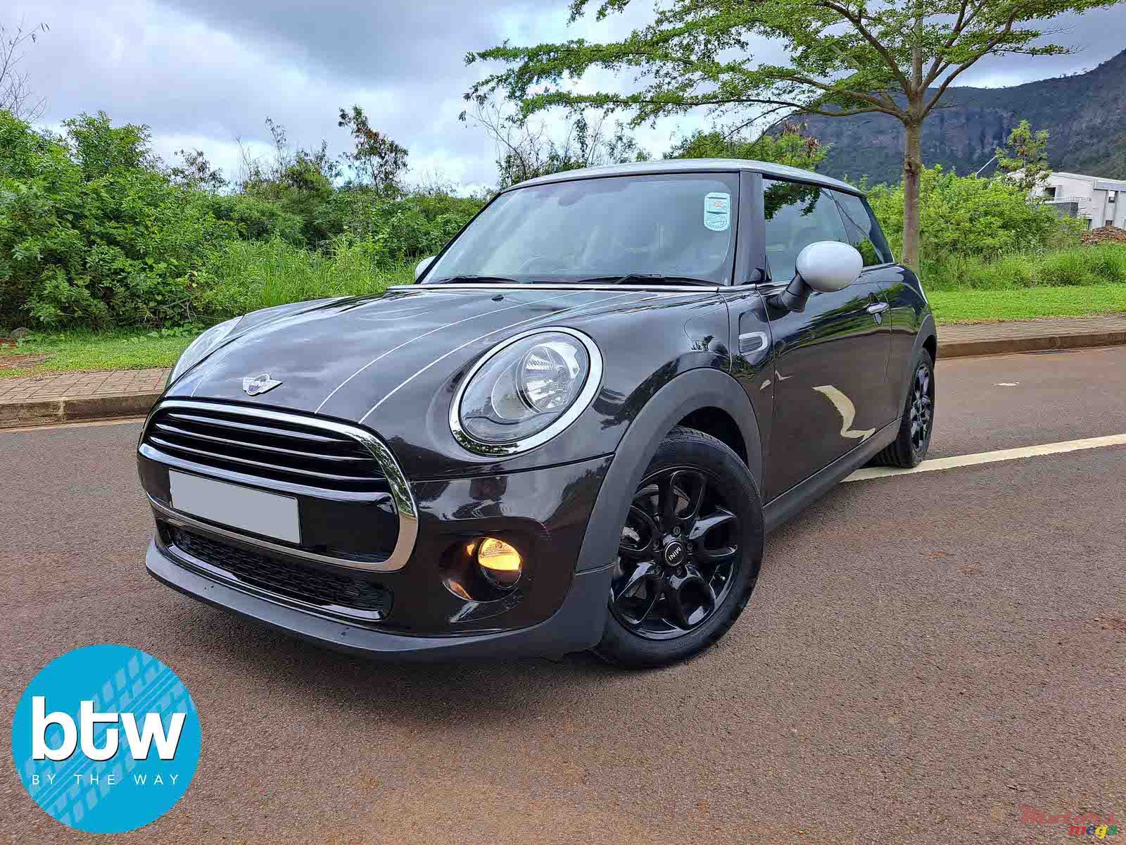 2016' MINI Cooper photo #2