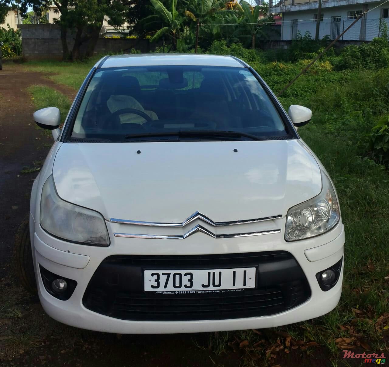 2011' Citroen C4 photo #1