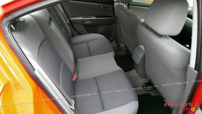 2007' Mazda 3 Manual photo #5