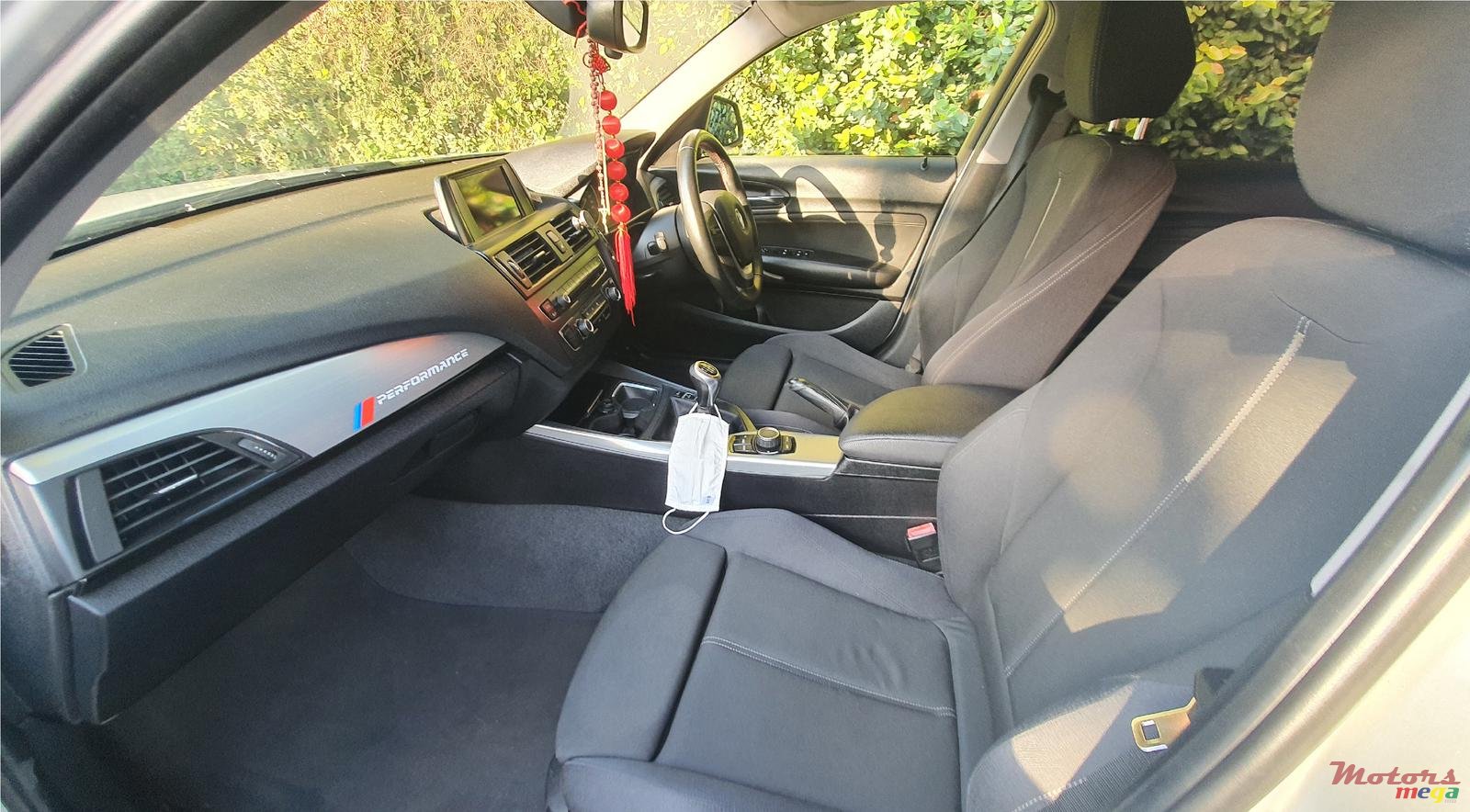 2012' BMW 116 F20 photo #3