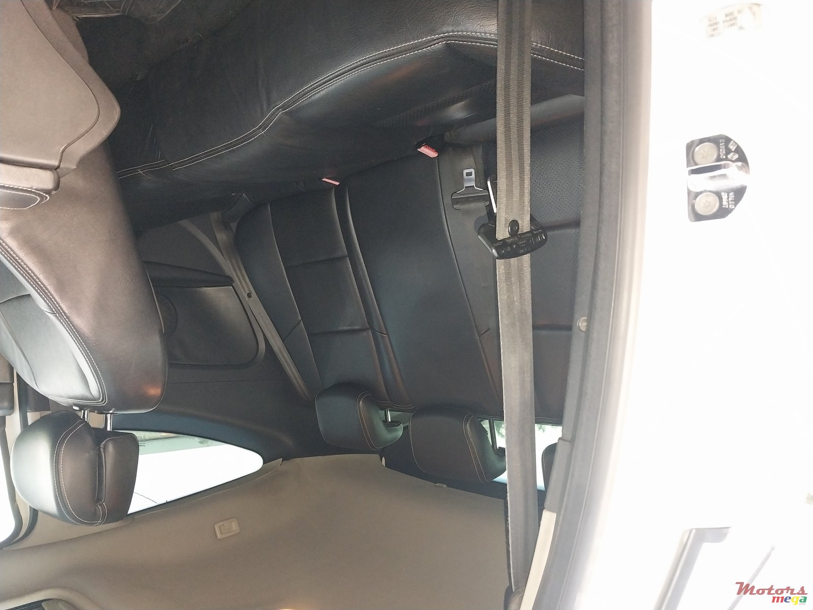 2009' Renault Megane RS photo #5