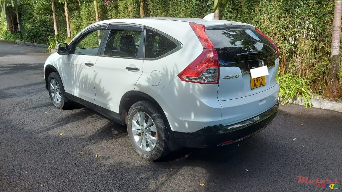 2012' Honda CR-V photo #5