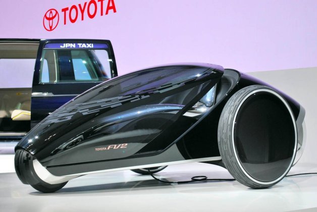 Toyota FV2 Concept is a Single-Seat Mood Ring for the Road