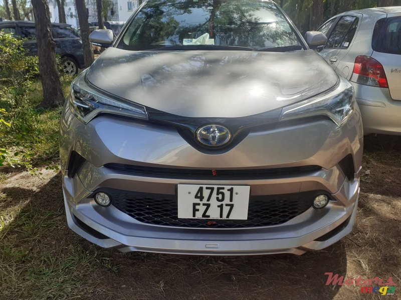 2017' Toyota photo #4