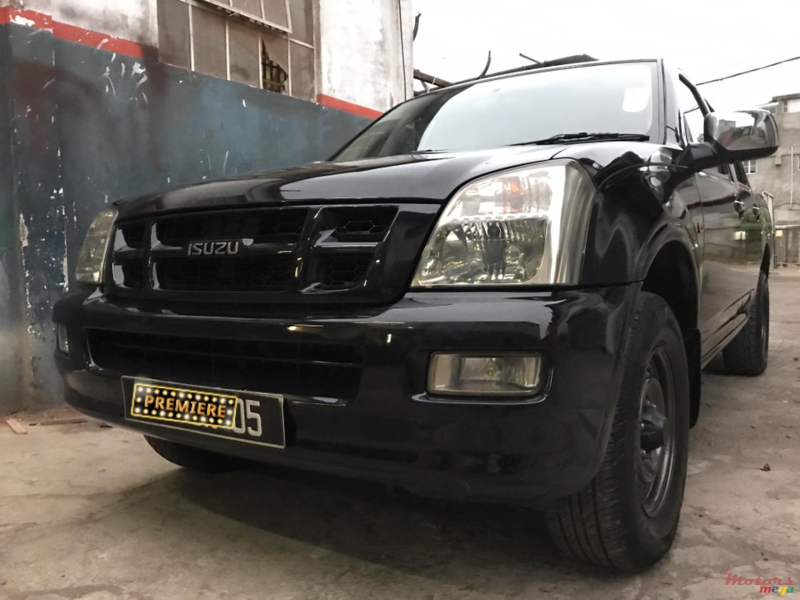 2005' Isuzu D-Max LS 2.5 Turbo photo #2