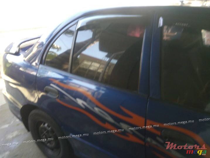 1998' Hyundai Accent photo #1