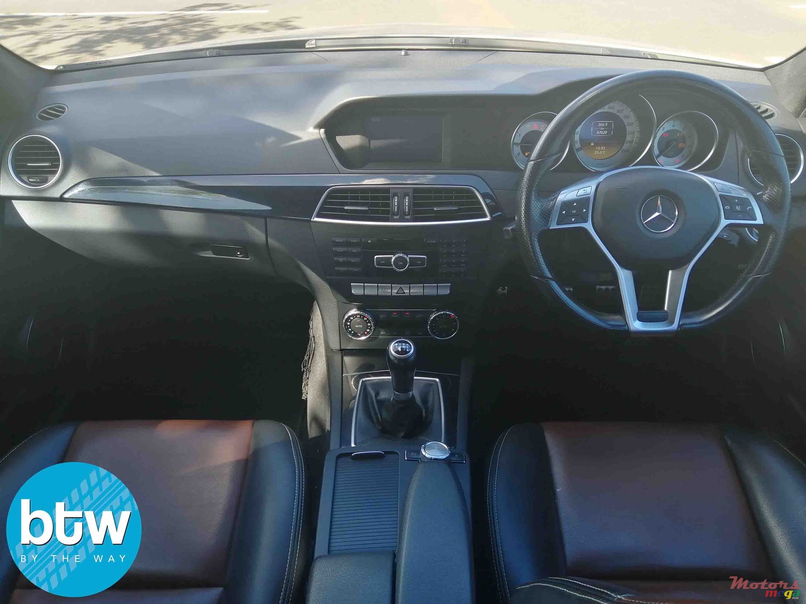 2012' Mercedes-Benz C-Class 180 AMG photo #5