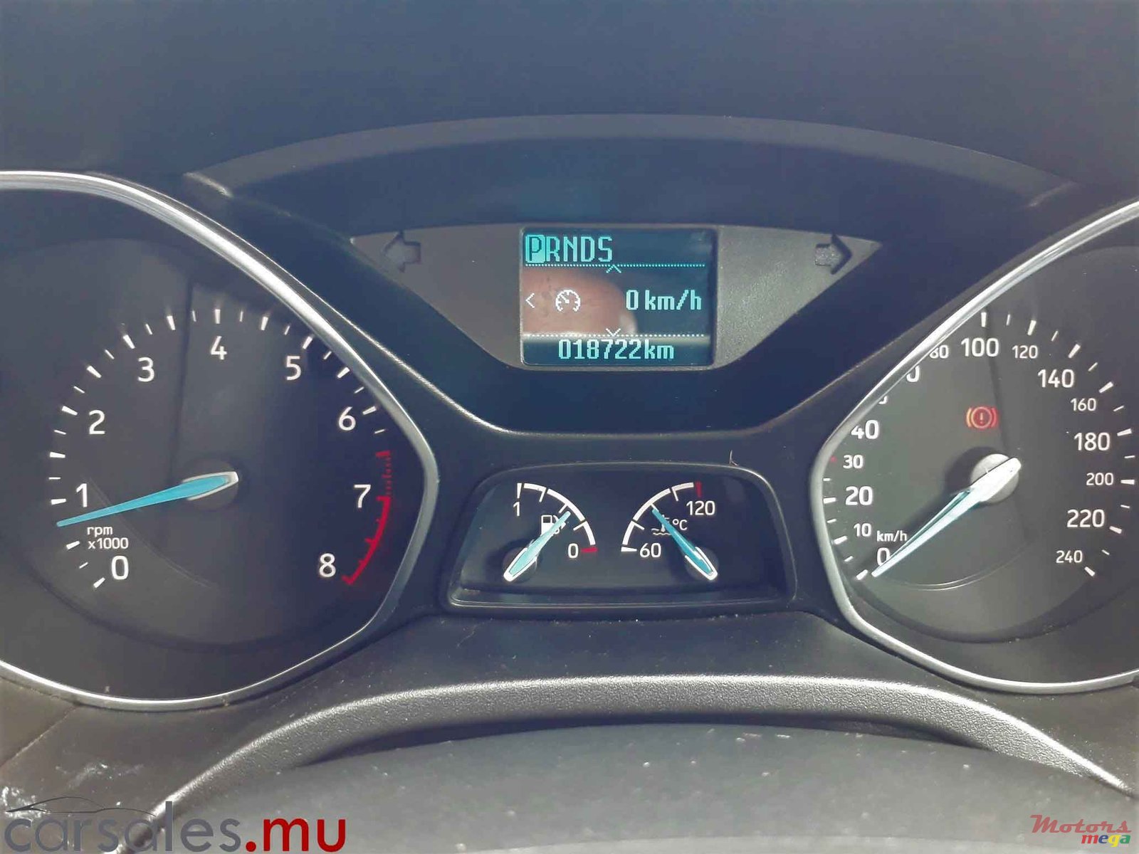 2015' Ford Focus 1.6 Titanium photo #7