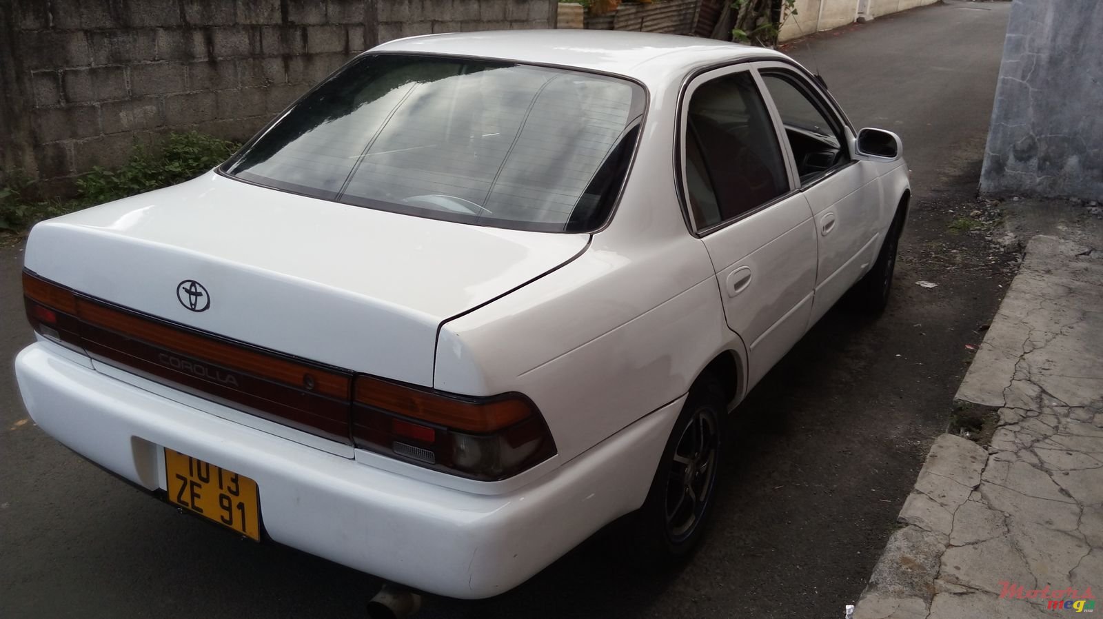 1991' Toyota Corolla photo #1