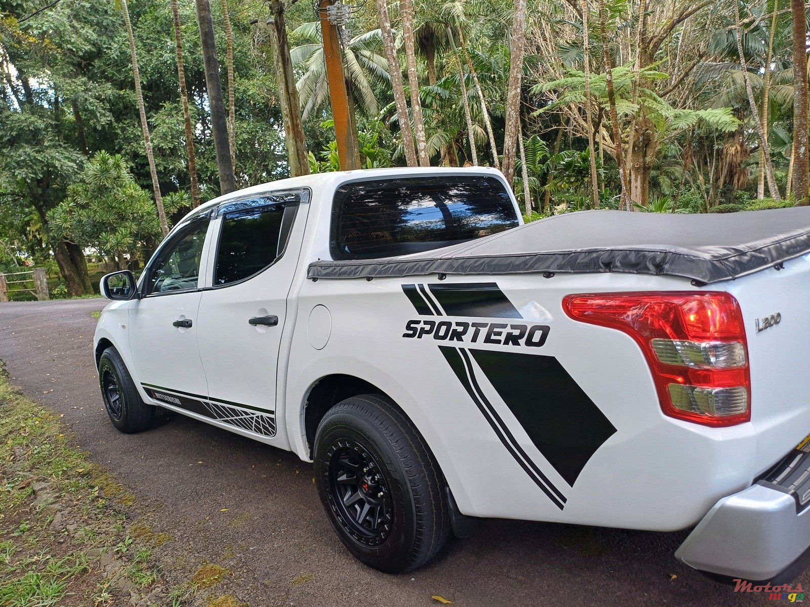 2018' Mitsubishi L 200 SPORTERO photo #4