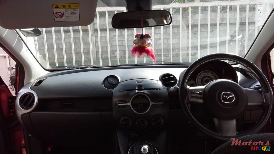 2010' Mazda Demio photo #4