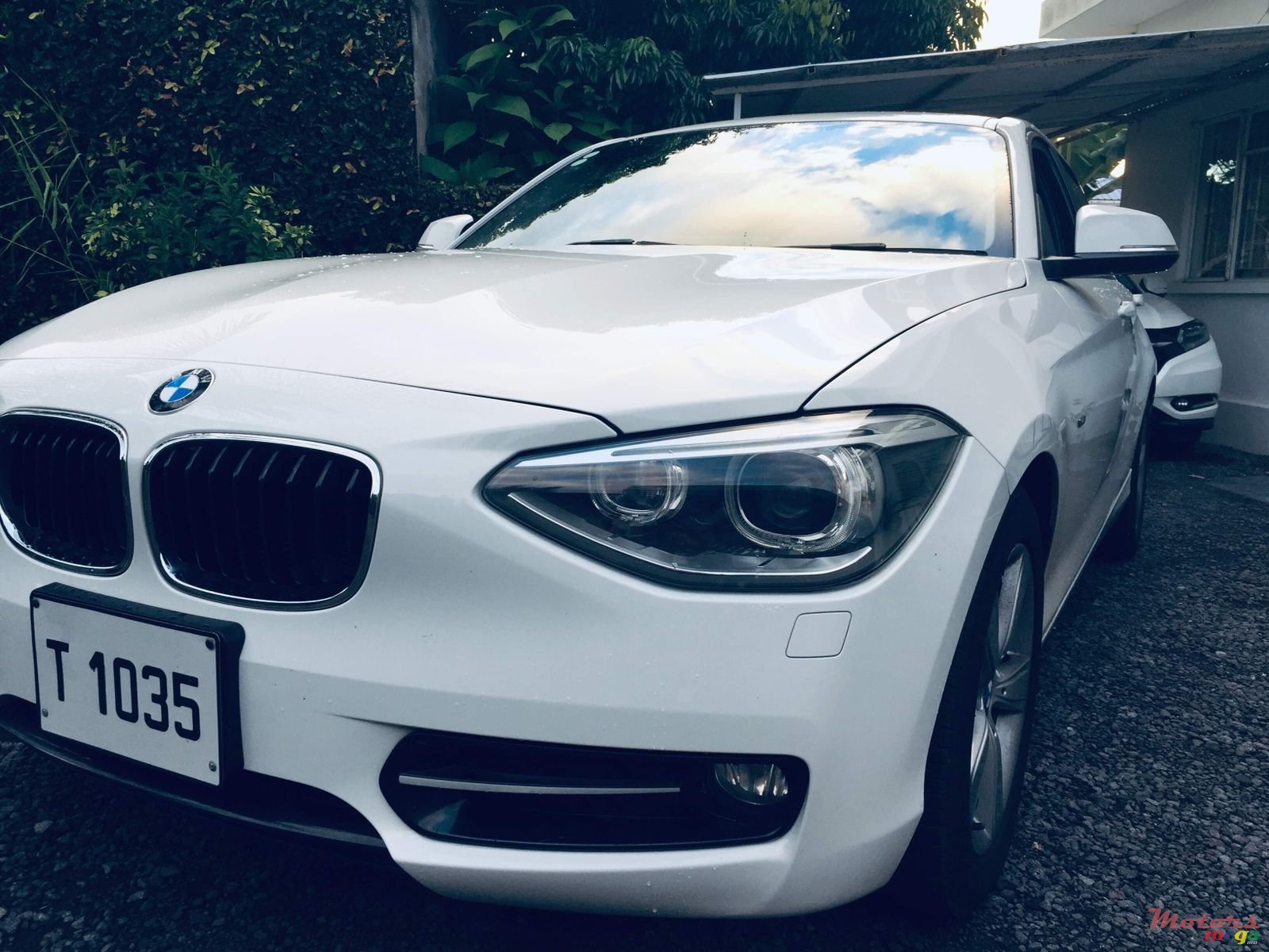 2012' BMW 116 photo #6