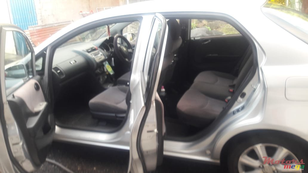 2006' Honda City photo #5