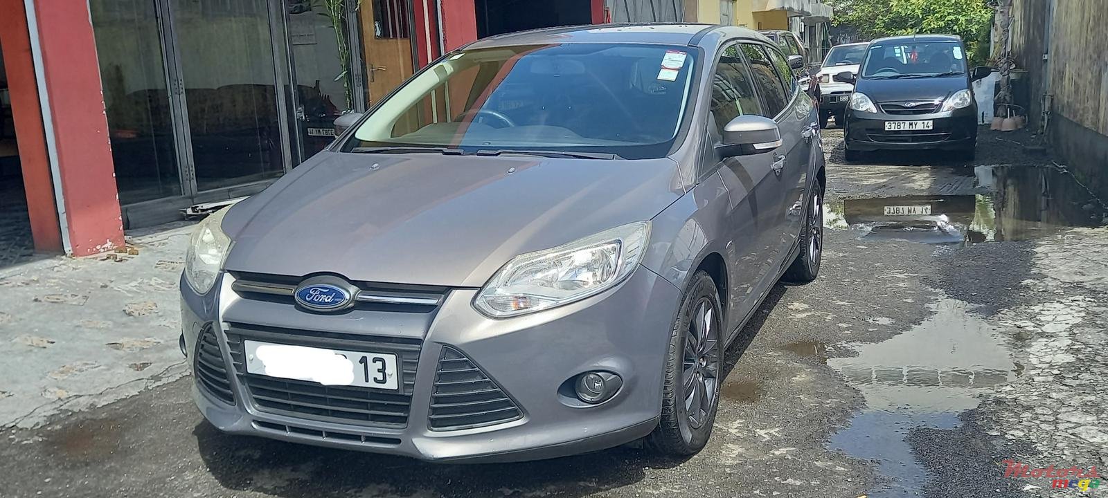 2013' Ford Focus Stationwagon photo #2