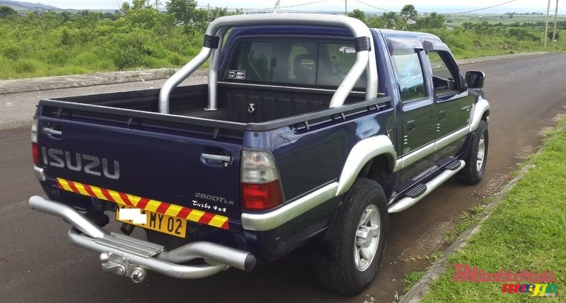 2001' Isuzu KB Series KB 280  photo #2