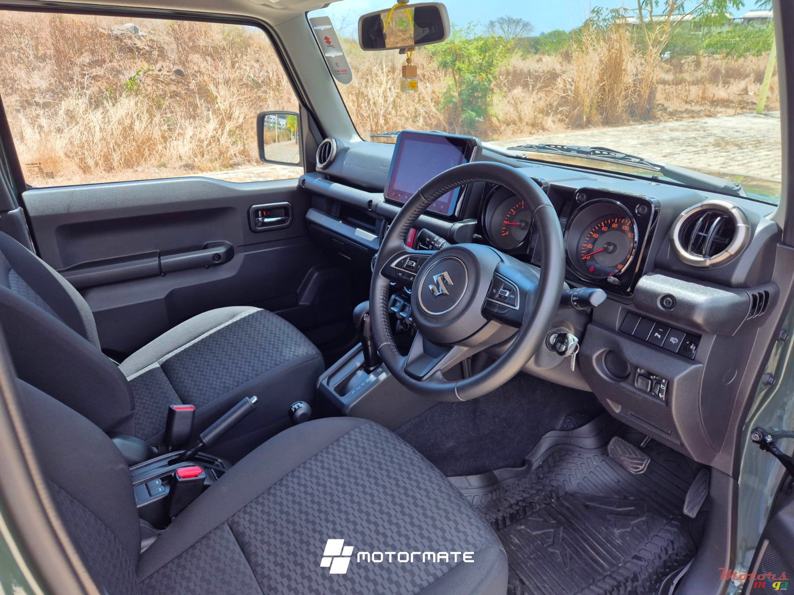 2024' Suzuki Jimny GLX 5D photo #5