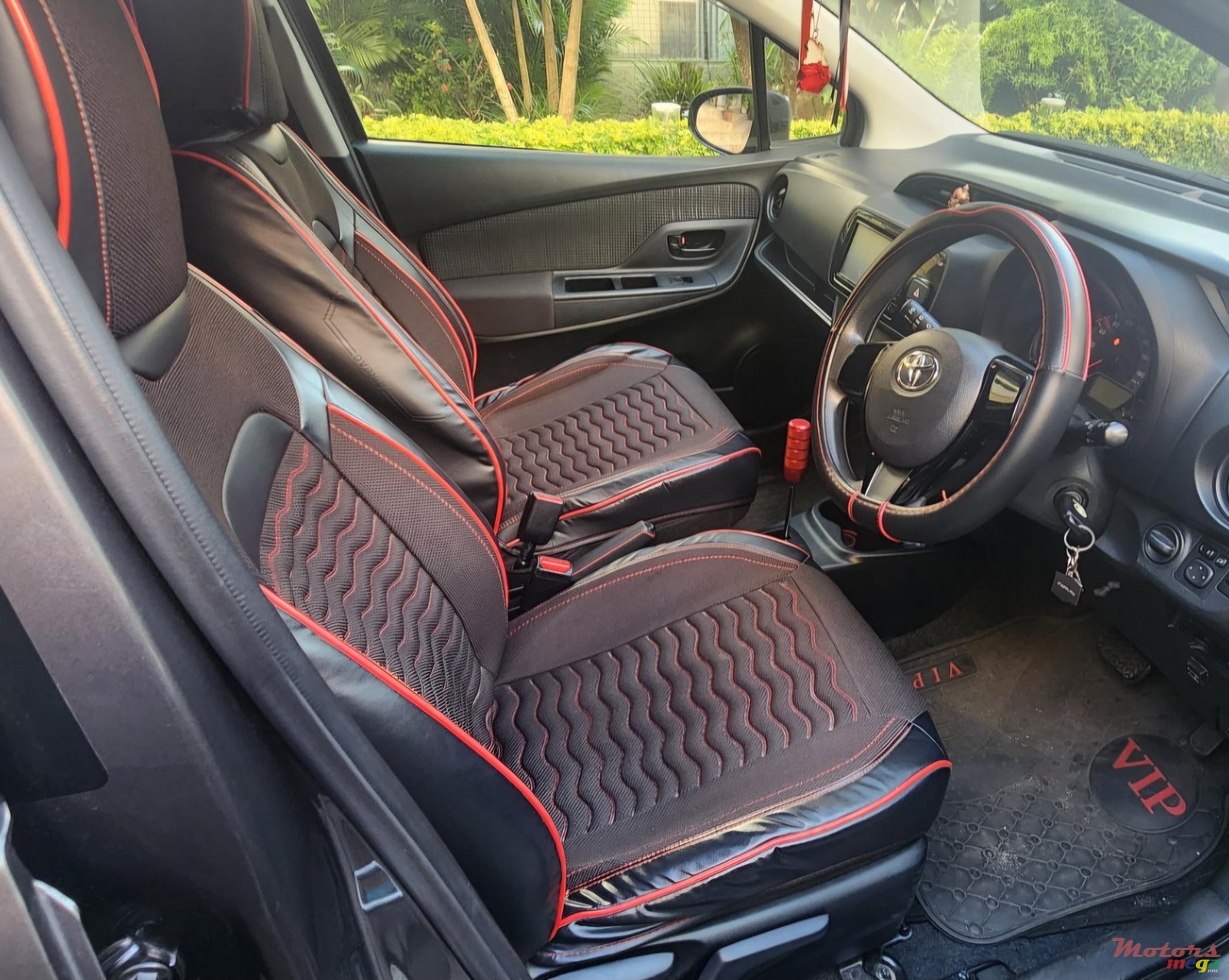 2018' Toyota Vitz photo #4