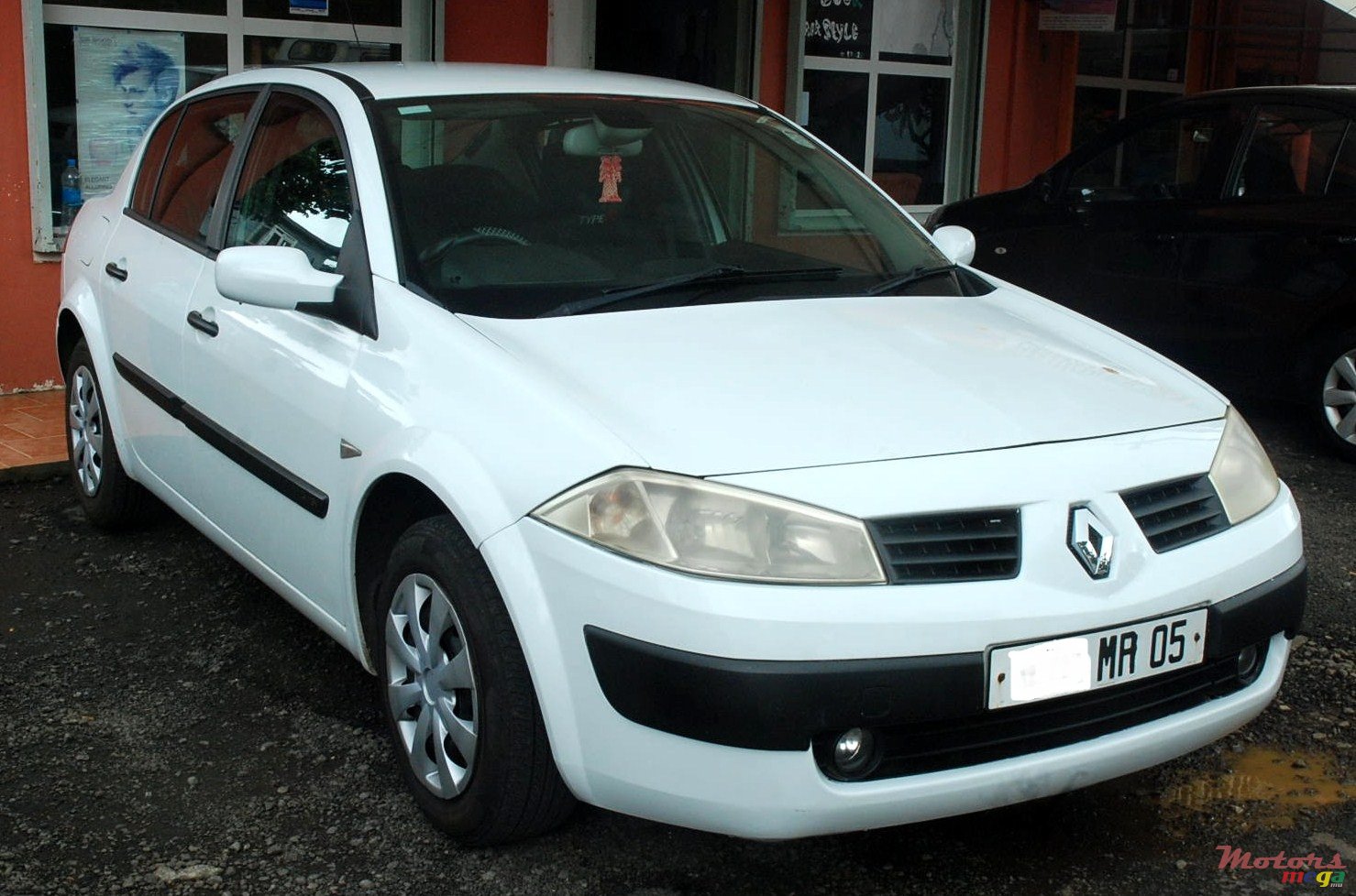 2005' Renault Megane photo #2