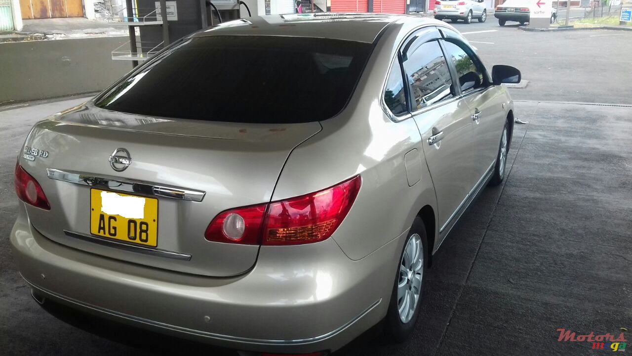 2008' Nissan Bluebird photo #2