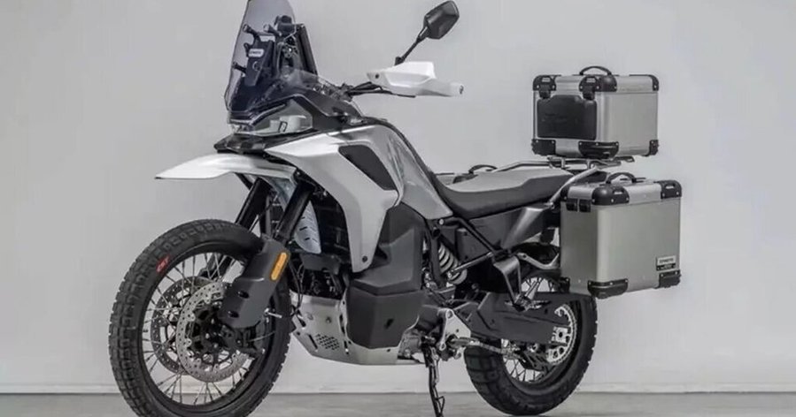 Le trail CFMoto 800 MT-X arrive