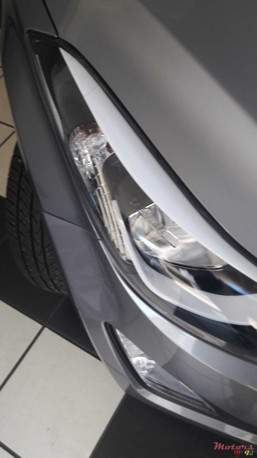 2015' Hyundai Elantra photo #3