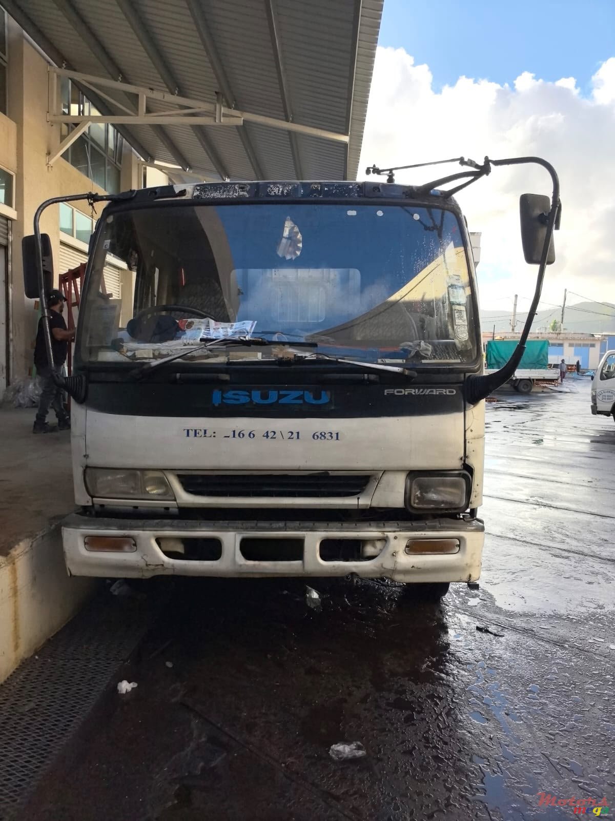 1996' Isuzu photo #3