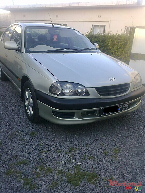 1998' Toyota Corona Corona photo #2