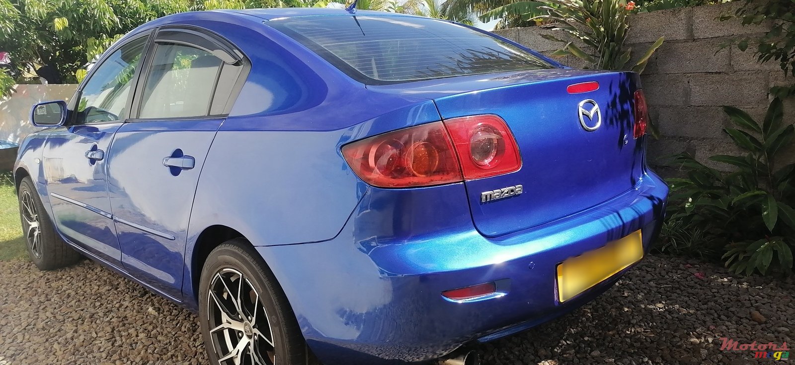 2005' Mazda 3 photo #2