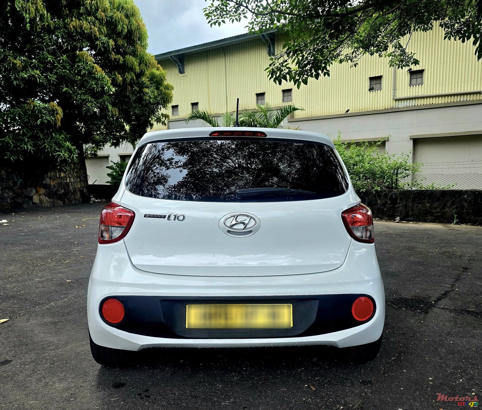 2018' Hyundai i10 Grand photo #3