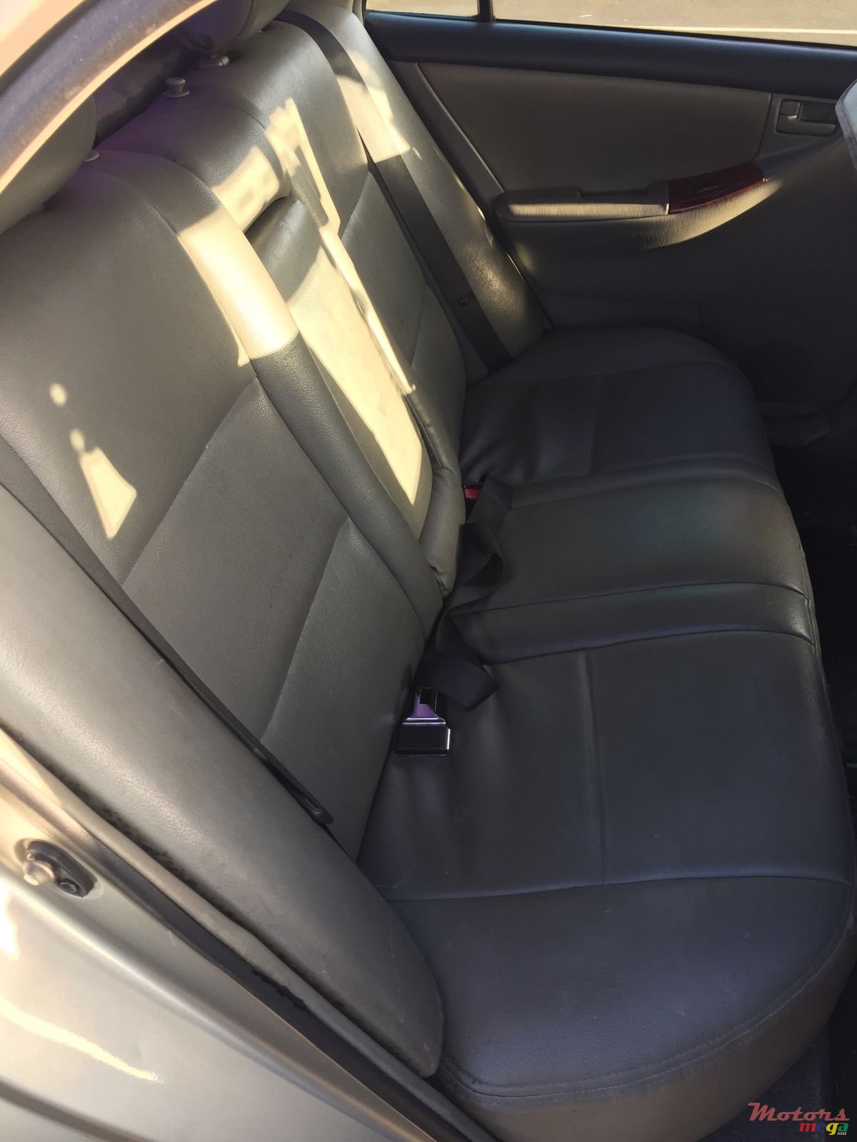 2001' Toyota Corolla NZE photo #5