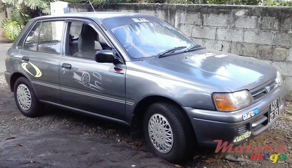 1993' Toyota Starlet photo #2