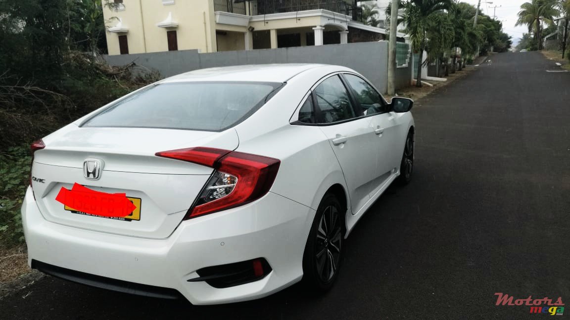 2018' Honda Civic photo #3