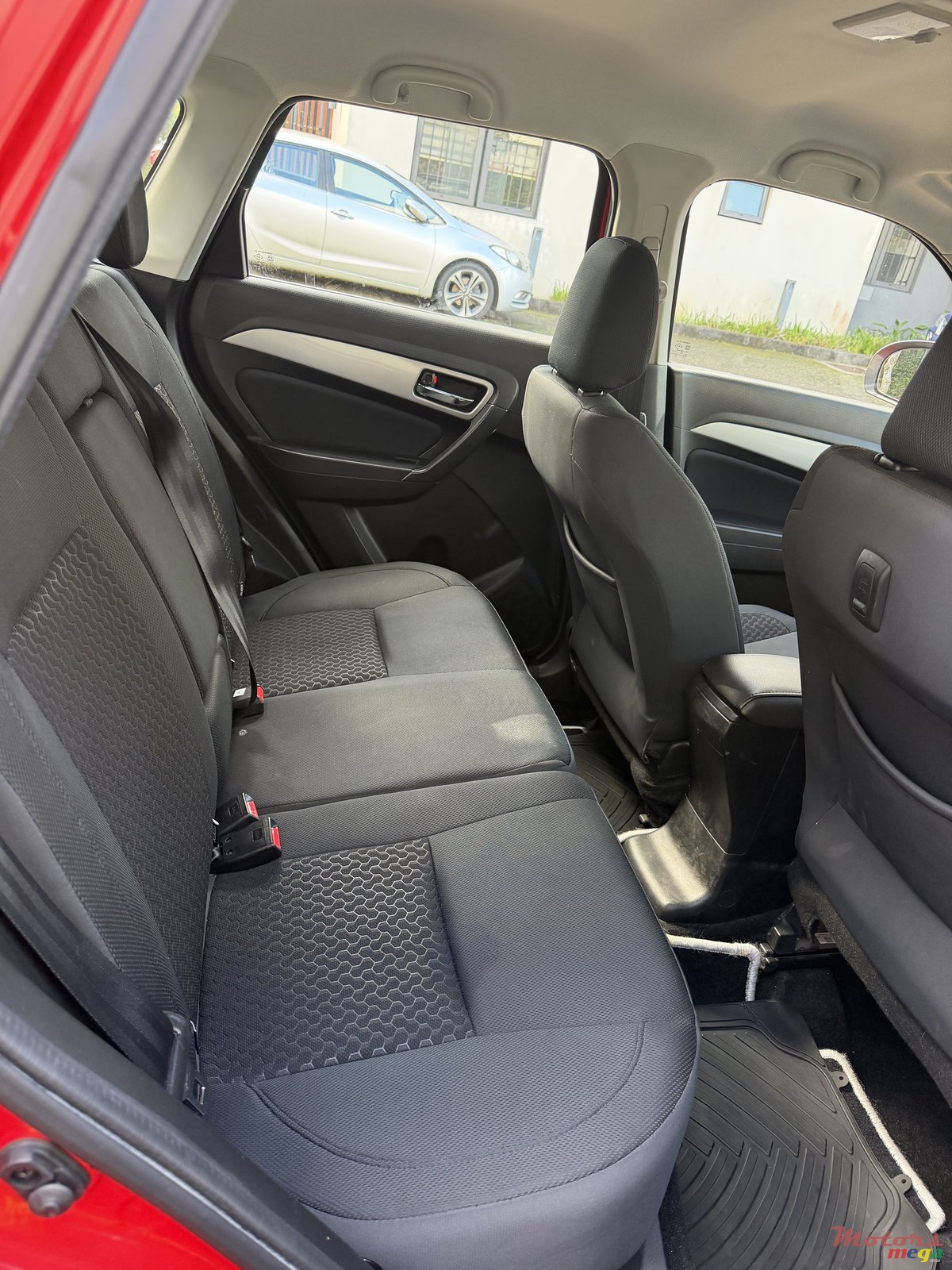 2021' Suzuki Vitara photo #5