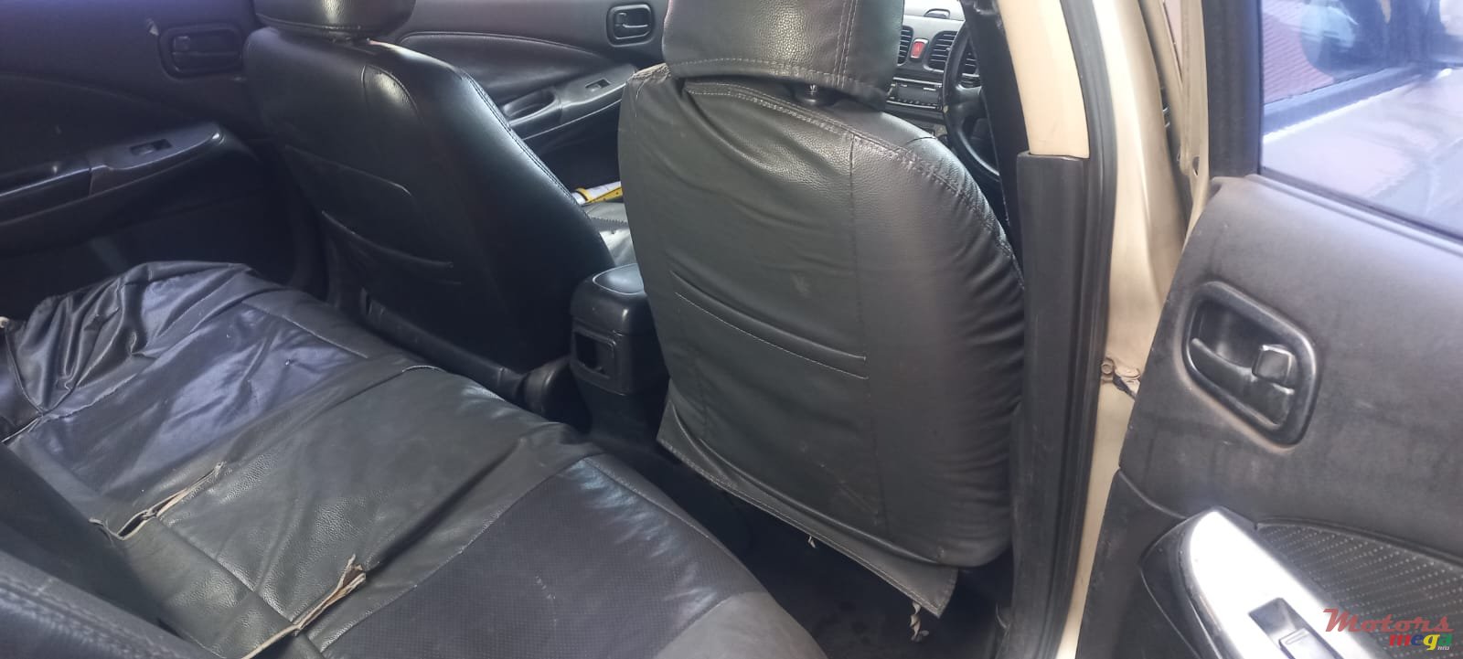 2005' Nissan Sunny photo #5