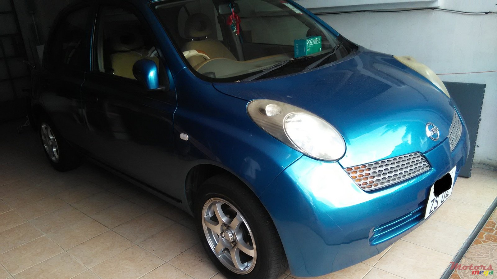 2004' Nissan Micra photo #1