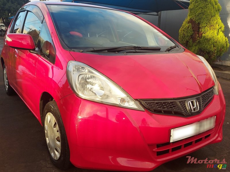 2011' Honda Fit photo #3