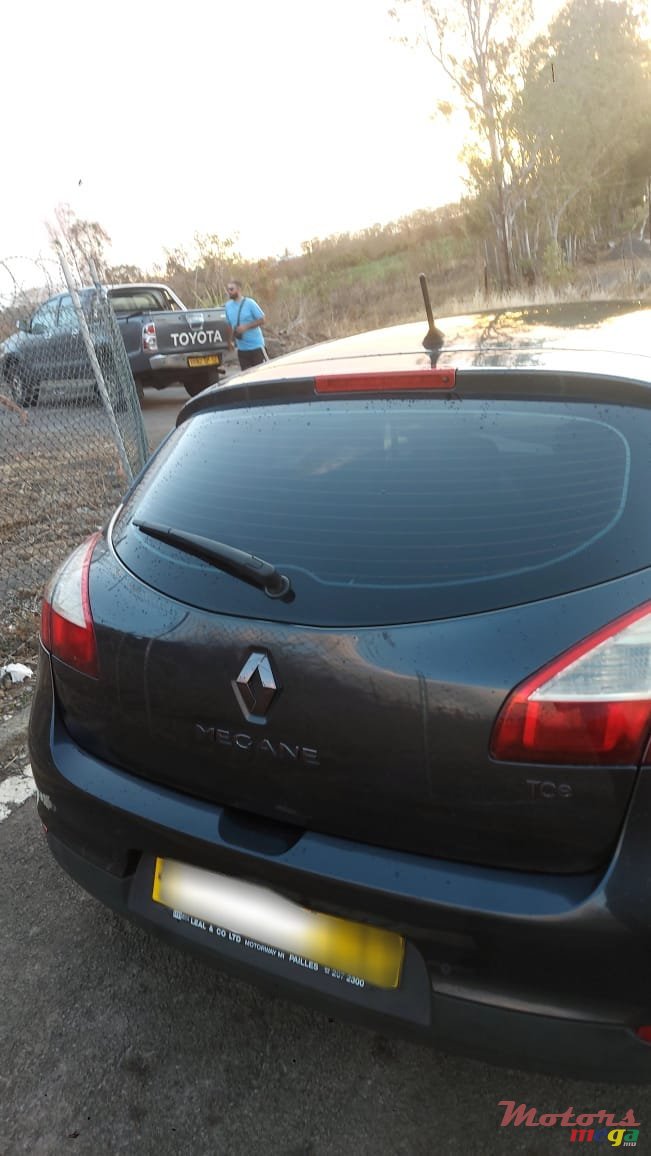 2014' Renault Megane photo #4