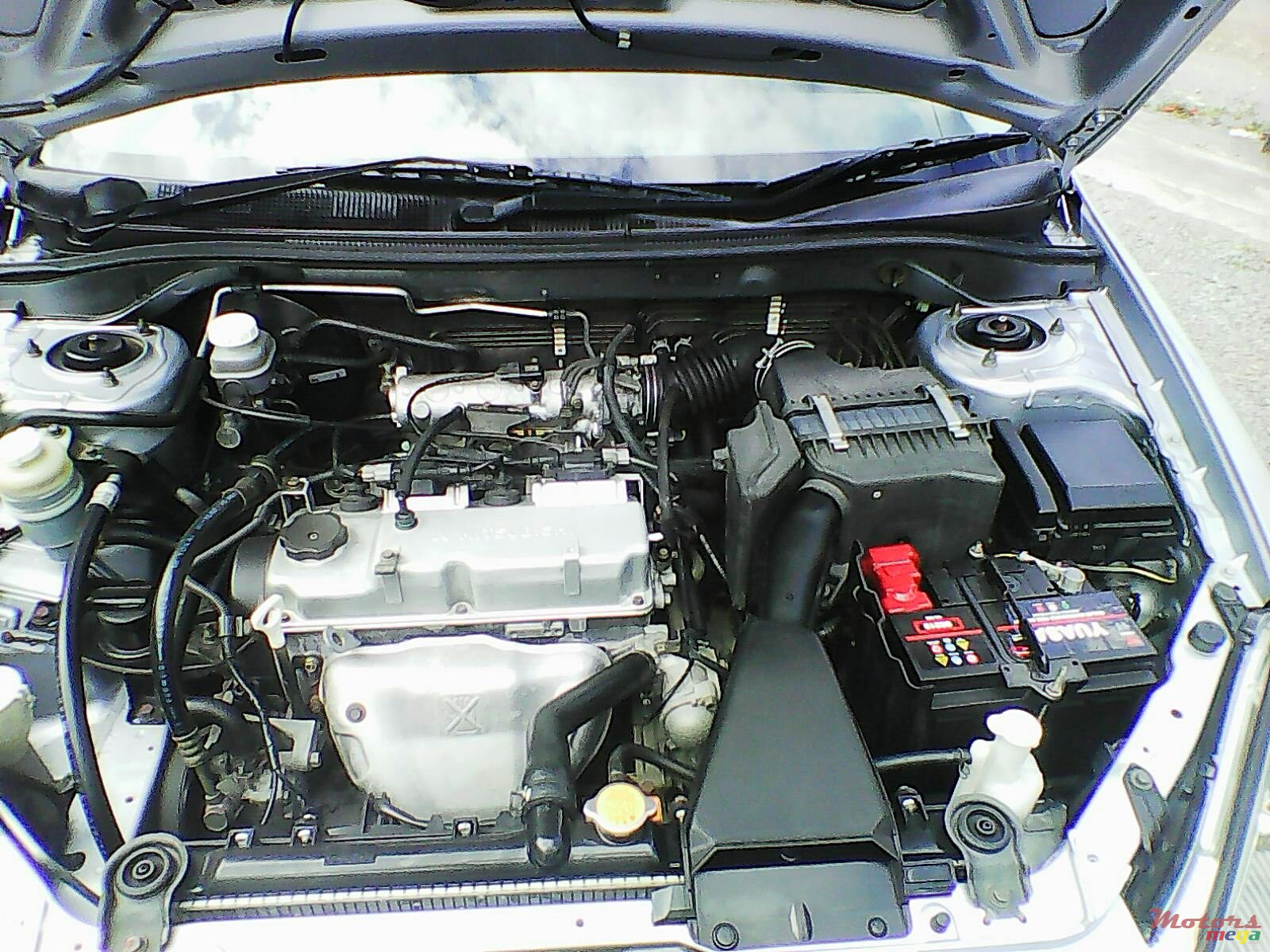 2005' Mitsubishi Lancer Glx photo #4