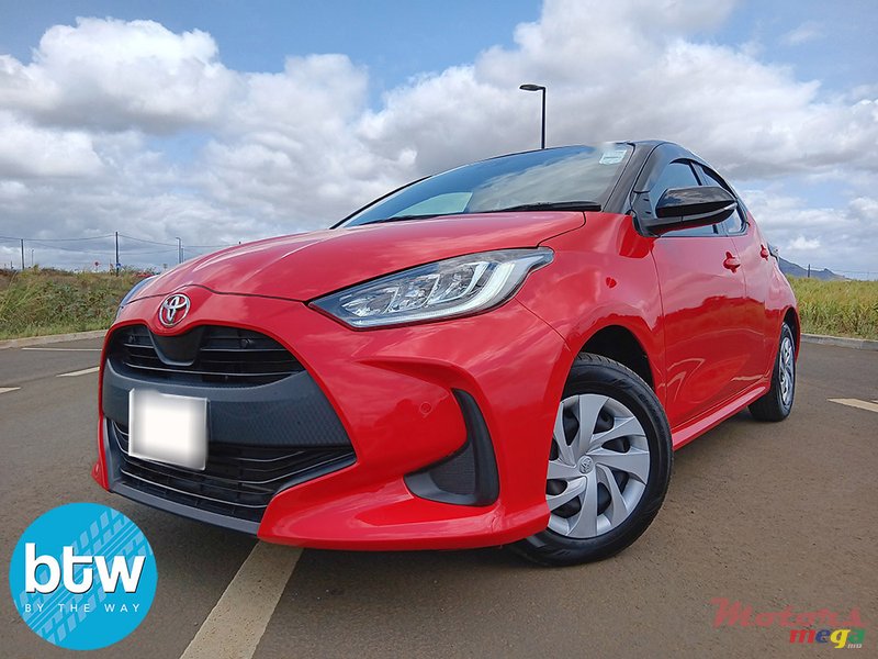 2020' Toyota Yaris photo #1