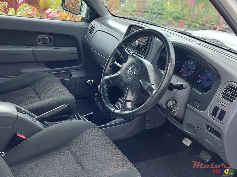 2019' Nissan NP300 Pickup photo #5