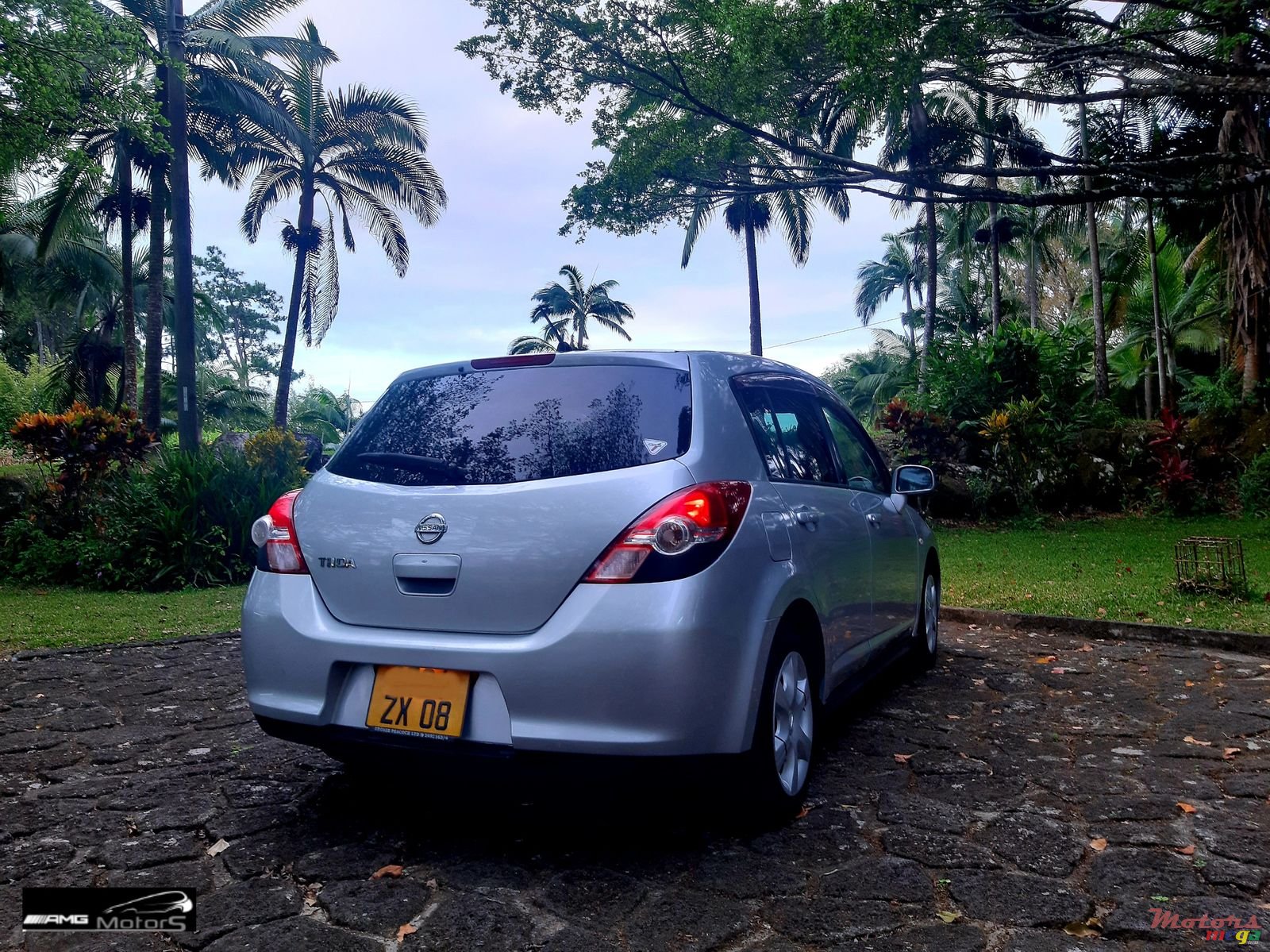 2008' Nissan Tiida photo #5